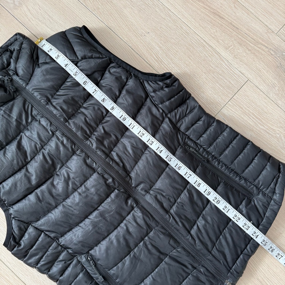 Eddie Bauer Down Puffer Vest in Black Women’s Size Medium - Picture 11 of 11